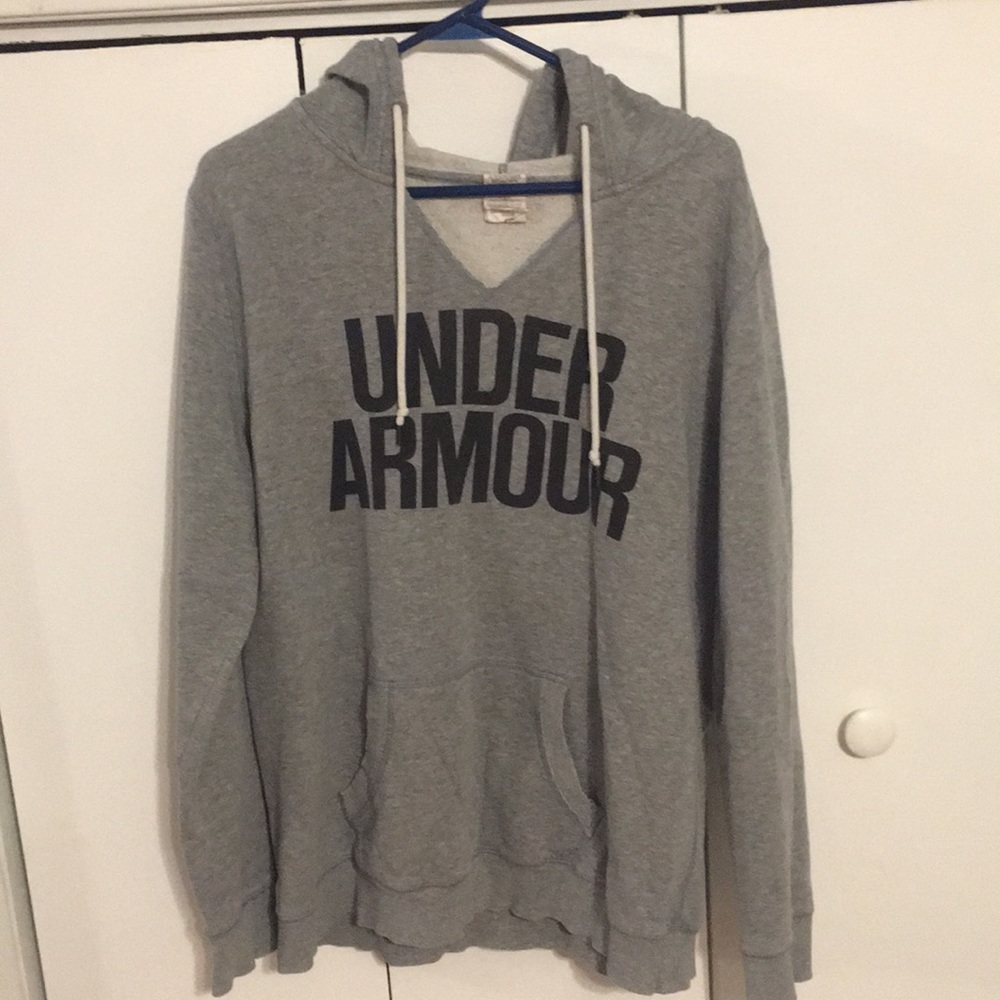 Under Armour sweatshirt
